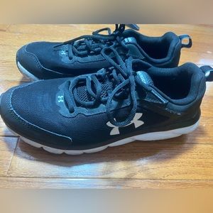 Under Armour Charged Assert 9 black white Size 9.5 shoes men